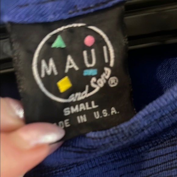 Maui and Sons Blue Shark Graphic Kids T-Shirt - Picture 2 of 4